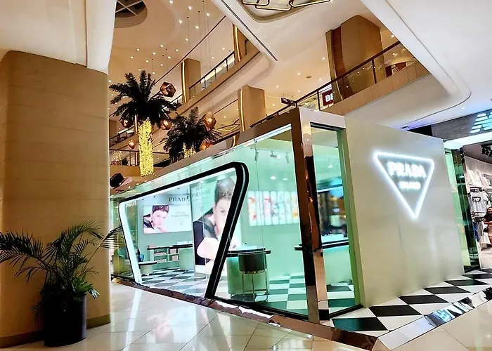 Casa Antonio At Uptown Parksuites Tower One Bgc * Manila